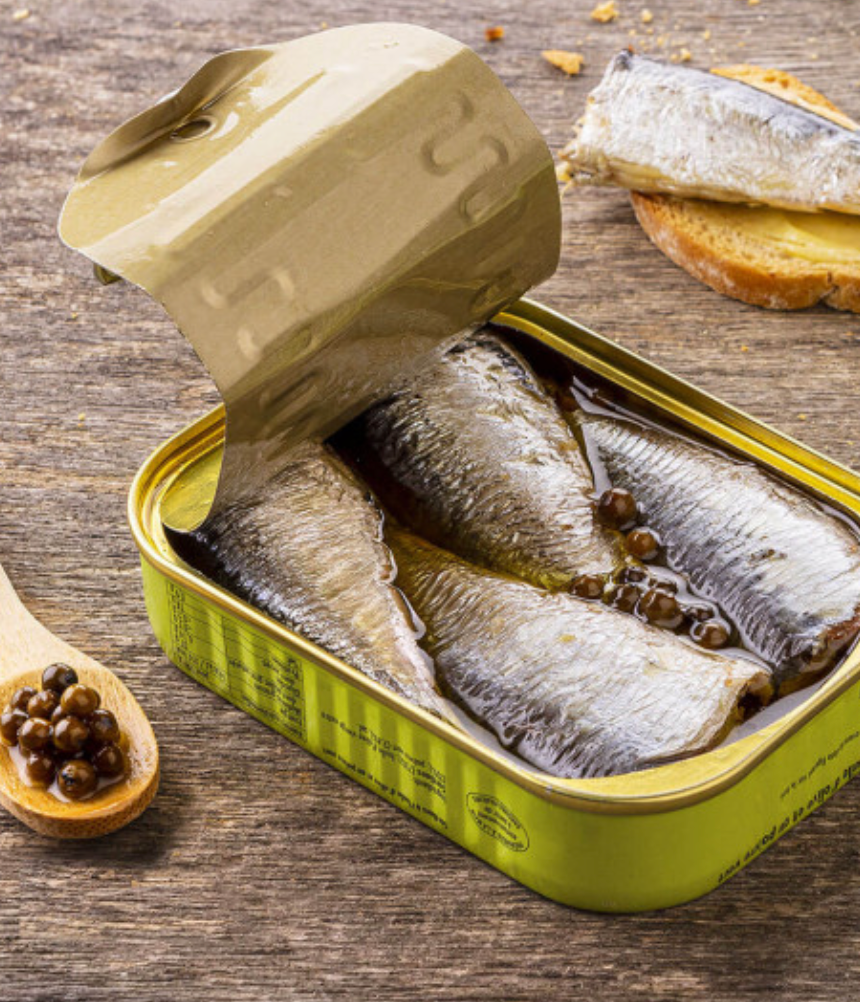 Sardinen in Olivenöl mit grünem Pfeffer