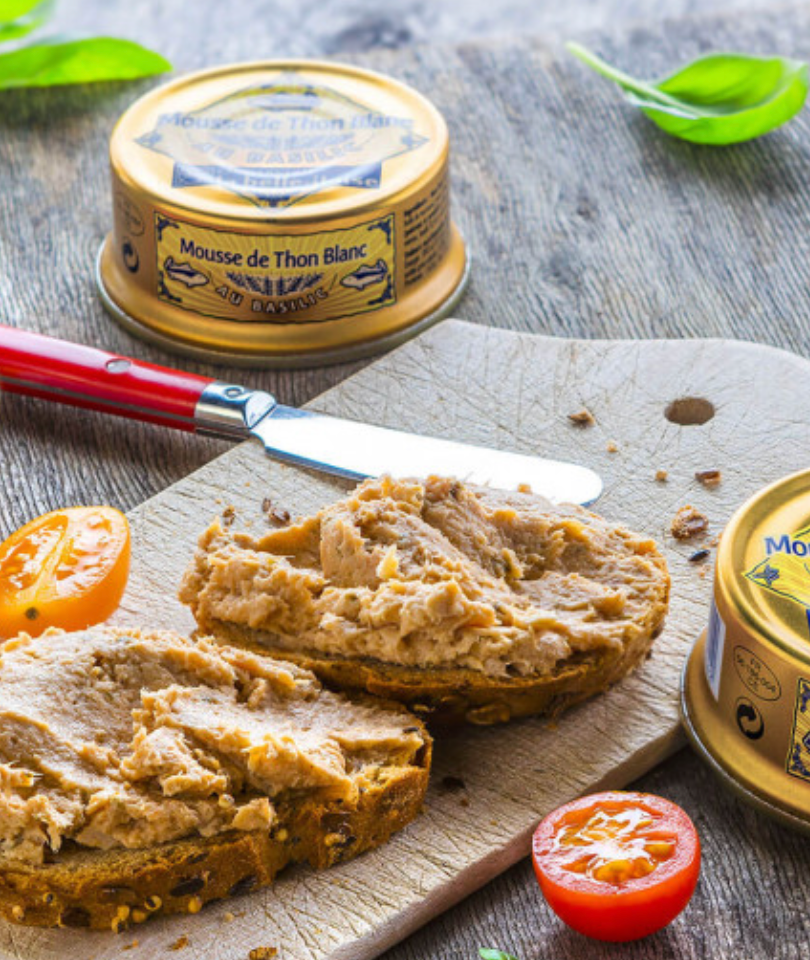 Mousse vom weißen Albacore-Thunfisch mit Basilikum